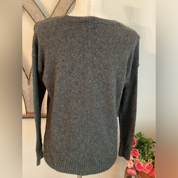 LOFT Charcoal Gray Wool & Cotton Blend Pull Over Oversized Sweater - Picture 6 of 9